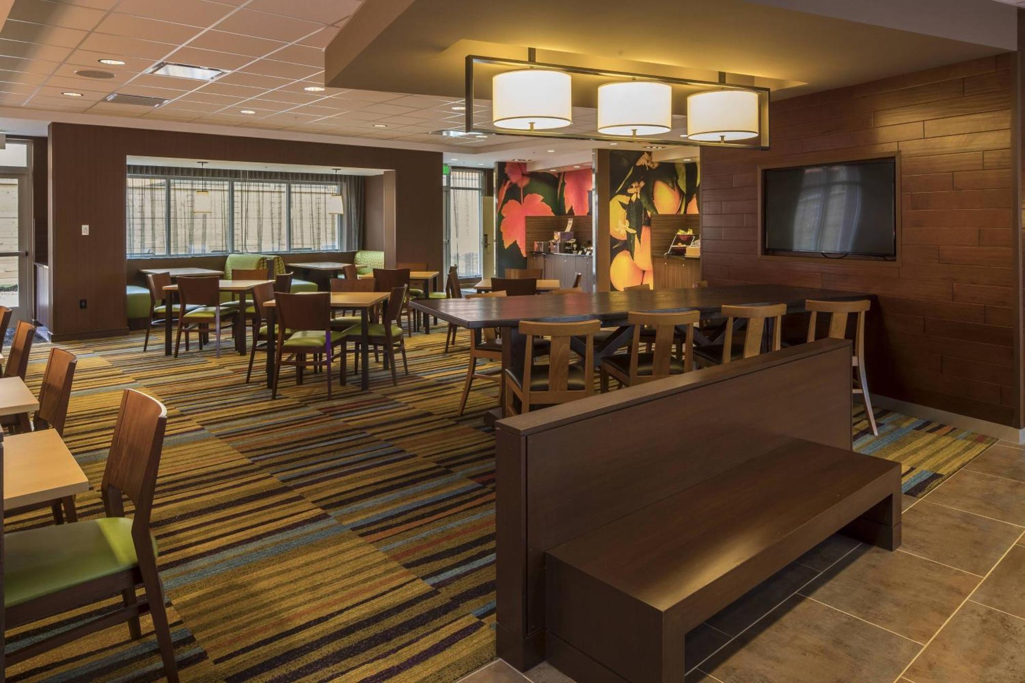 Fairfield Inn & Suites By Marriott Pittsburgh North/Mccandless Crossing McCandless Township Экстерьер фото