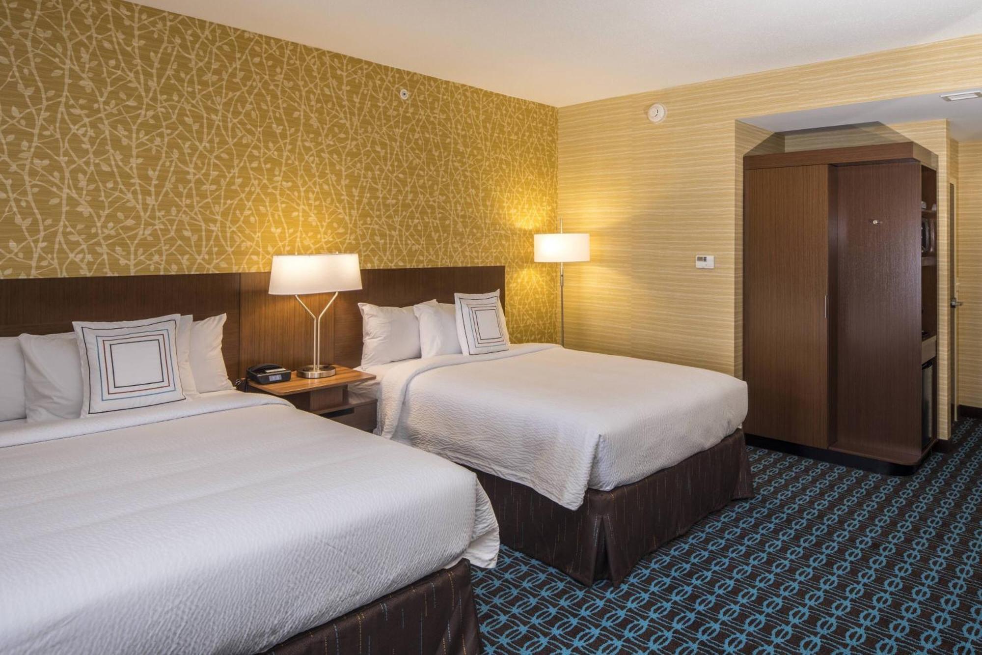 Fairfield Inn & Suites By Marriott Pittsburgh North/Mccandless Crossing McCandless Township Экстерьер фото