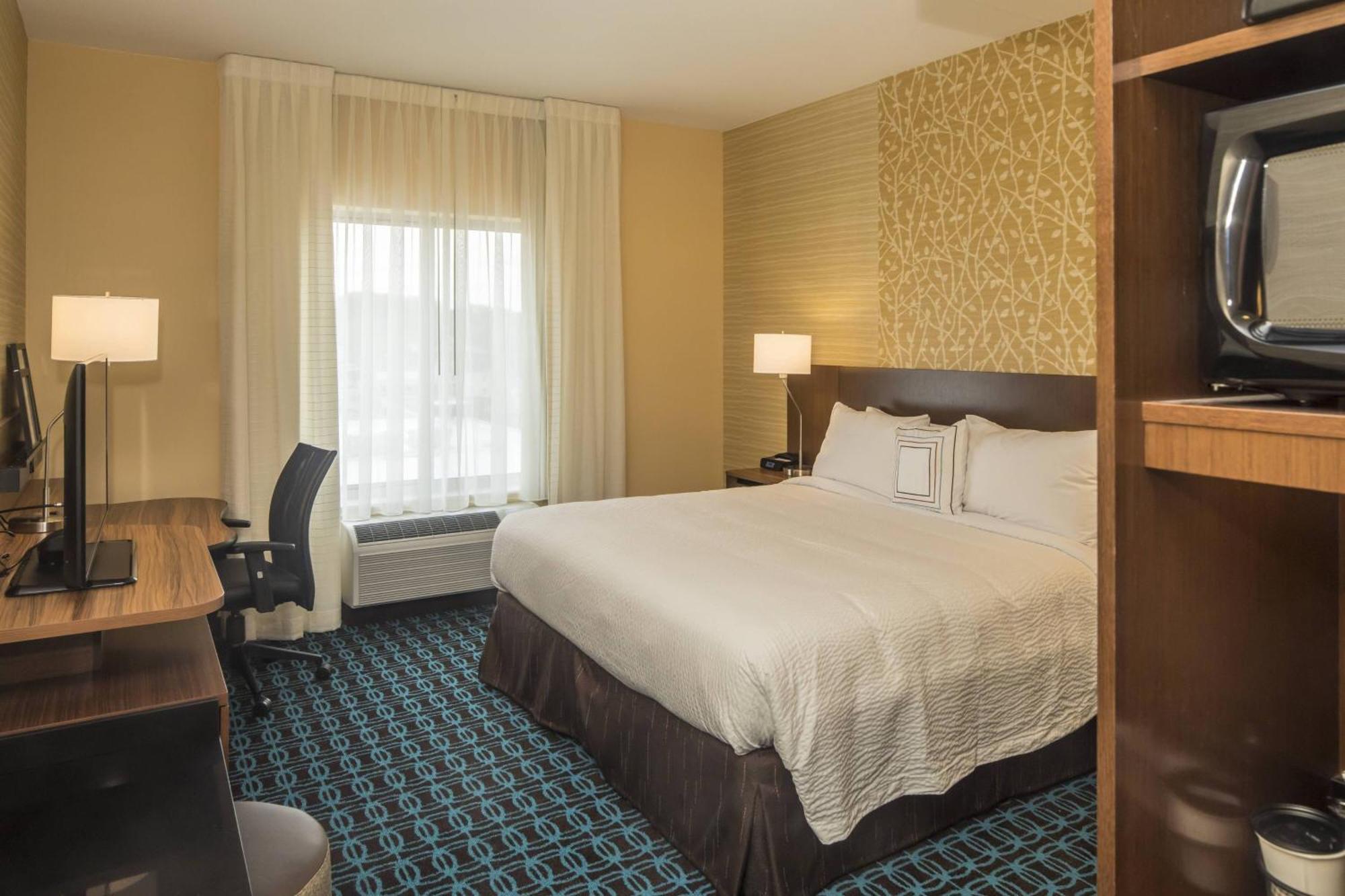Fairfield Inn & Suites By Marriott Pittsburgh North/Mccandless Crossing McCandless Township Экстерьер фото