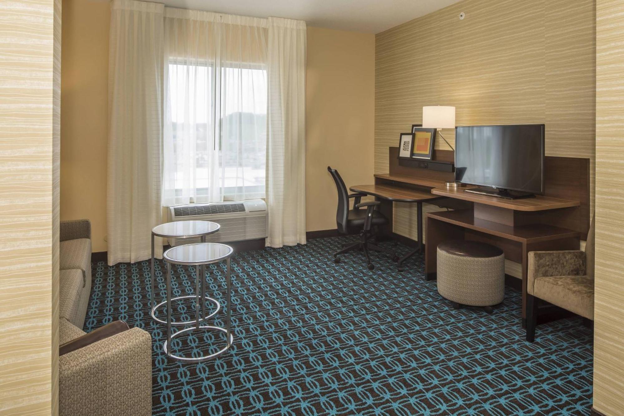 Fairfield Inn & Suites By Marriott Pittsburgh North/Mccandless Crossing McCandless Township Экстерьер фото