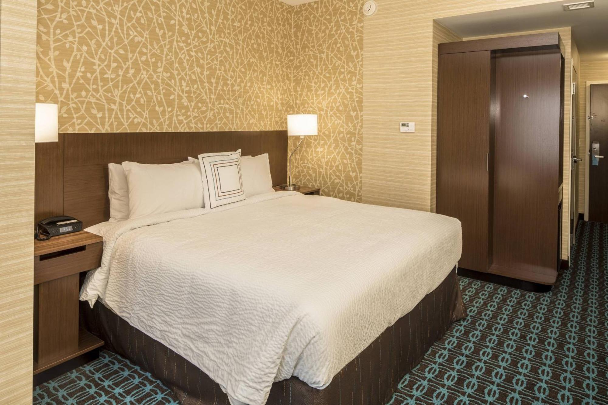 Fairfield Inn & Suites By Marriott Pittsburgh North/Mccandless Crossing McCandless Township Экстерьер фото